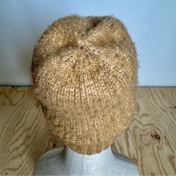 Fʀᴇᴇ Pᴇᴏᴘʟᴇ Cᴏᴢʏ Rɪʙ Kɴɪᴛ Bᴇᴀɴɪᴇ - Picture 8 of 15